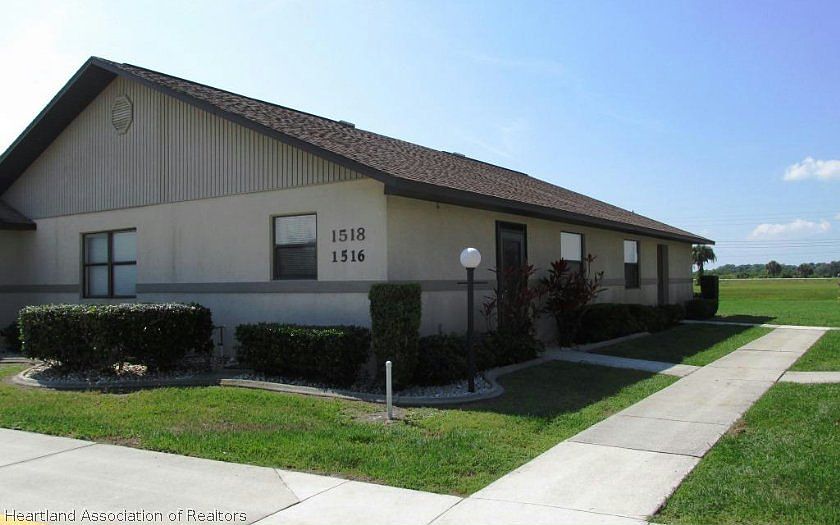 1st image of 1516 Villaway W