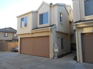 553 Victoria St APT G, Costa Mesa, CA 92627