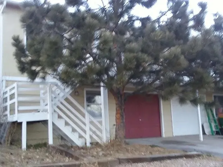614 Superior St #614 — Photo 2