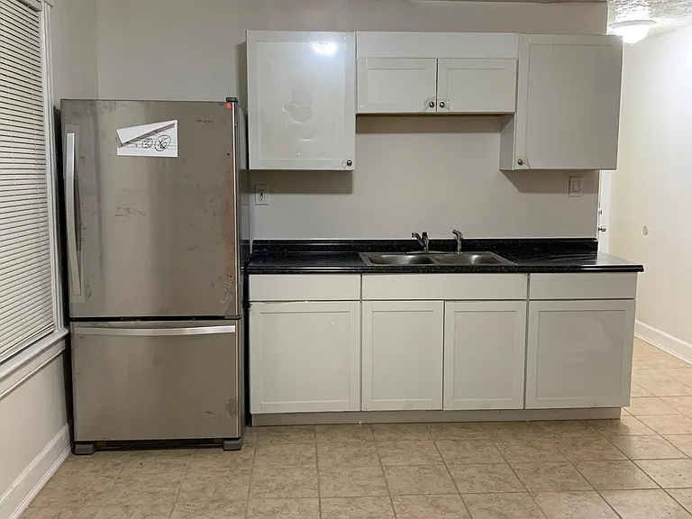 20 James St #1 — Photo 4