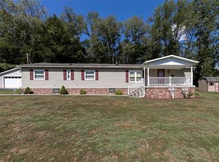 1017 Nellie Rd, Vanderbilt, PA 15486