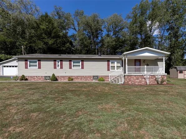 1017 Nellie Rd, Vanderbilt, PA 15486