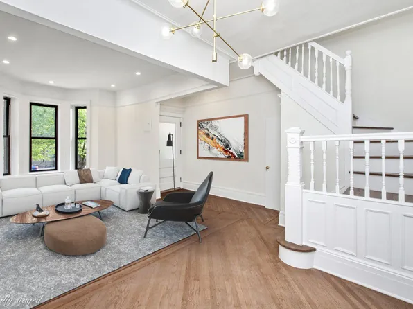 283 Empire Boulevard image 1 of 15