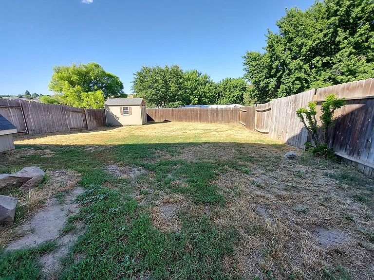 1291 SW 12th St — Photo 17