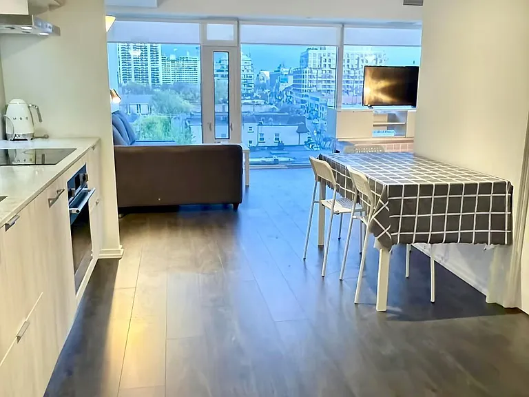 8 Hillsdale Ave E #729 — Photo 10