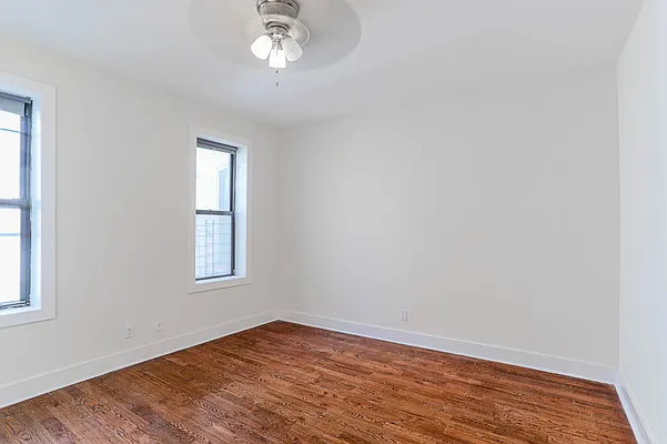 Rented by ERNY LLC | media 18
