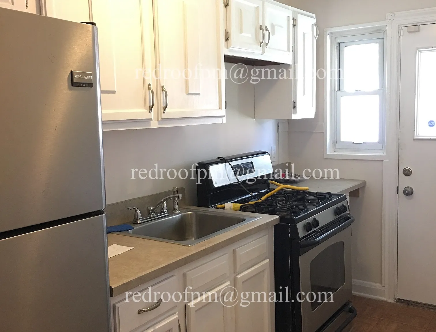 3 bed, 1024 sqft, $1,550 — Photo 4