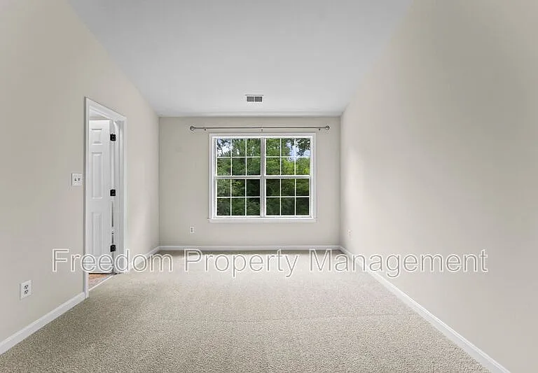 8644 Sanderling Dr — Photo 37