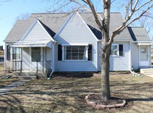 206 Madison Ave, Cascade, WI 53011