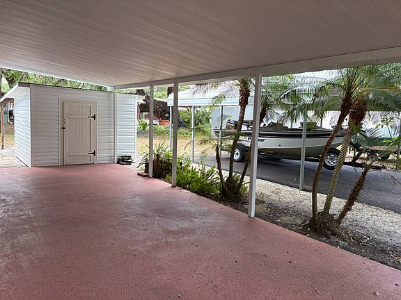 3rd image of 7938 Elliott Rd