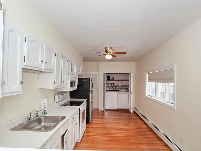18 Cottage St #2 — Photo 7
