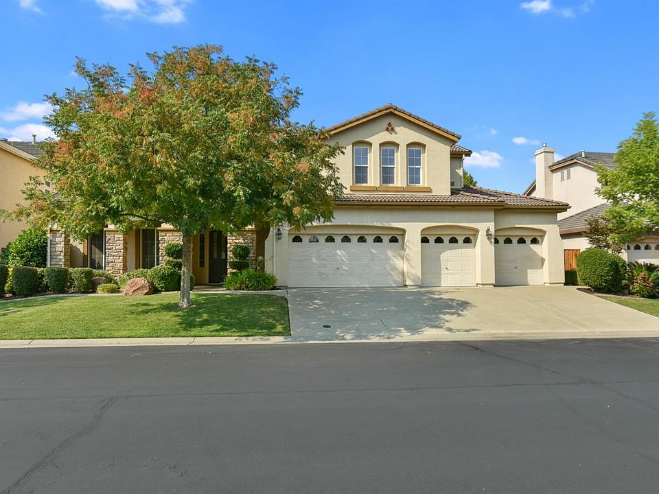 1st image of 1672 Baroness Way