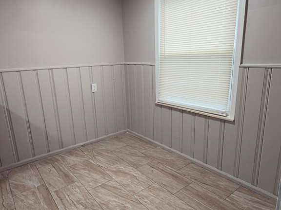 4th image of 18285 Codding St