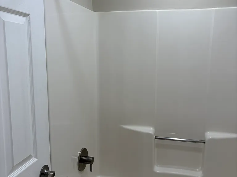 8724 Shoreham Blvd — Photo 26