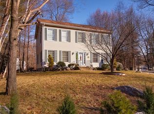 24 Paugus Rd, Holden, MA 01520