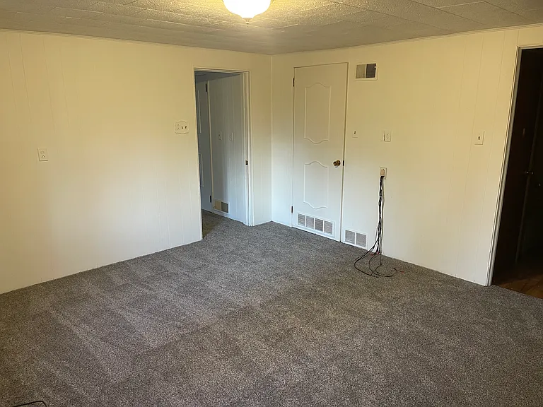 2824 Italy Rd — Photo 7