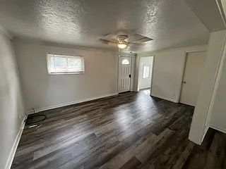 422 Hannah — Photo 4