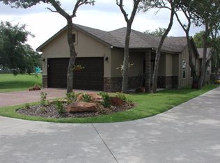 102 Long Reach Loop, Rockport, TX 78382