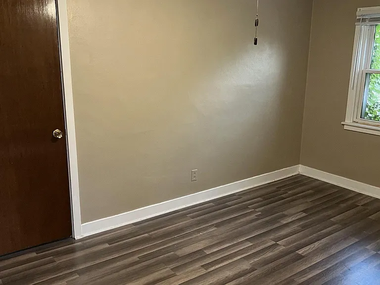 2705 Asbury Rd #5 — Photo 5