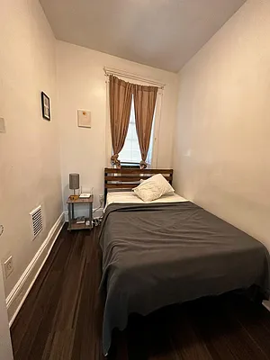 Rented by Fifth & Forever LLC | media 4