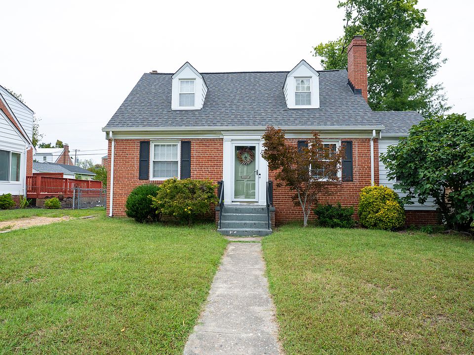 1st image of 2314 Essex Rd