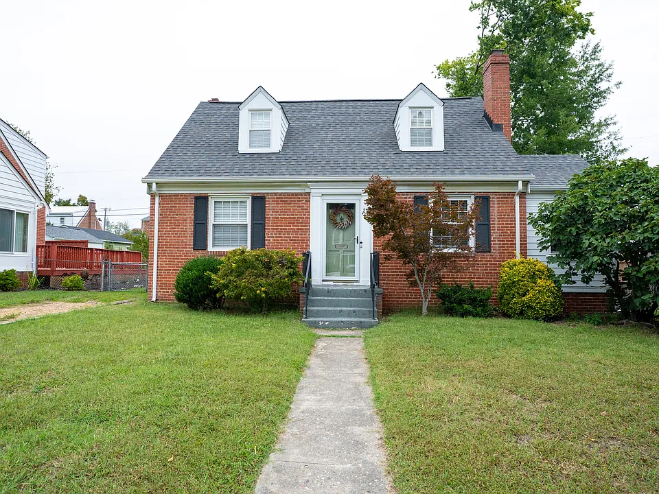 2314 Essex Rd