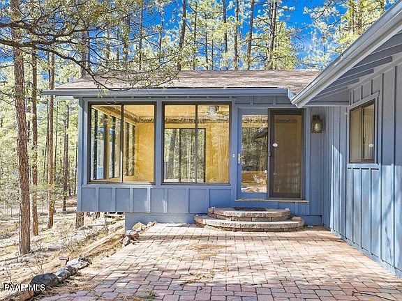 2nd image of 748 E Marapai Rd