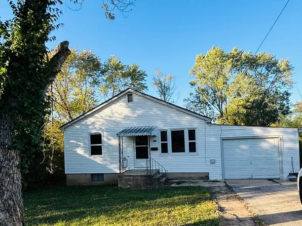 407 E Spencer St, Cuba, MO 65453