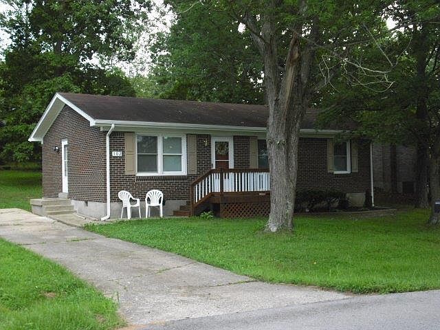 1st image of 102 Hollow Creek Dr