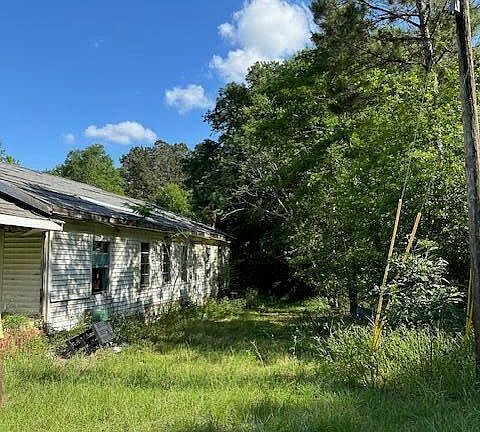 2nd image of 203 Basin School Rd #B