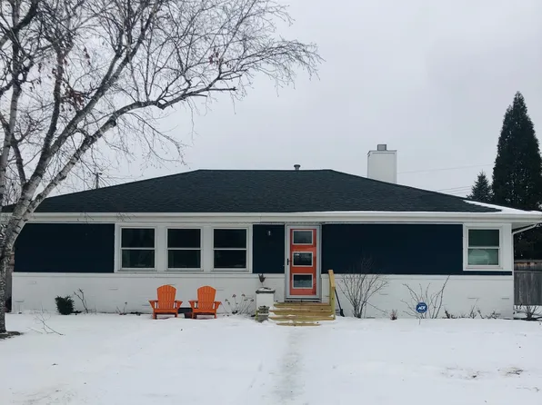 6140 Morgan Ct, Minneapolis, MN 55419