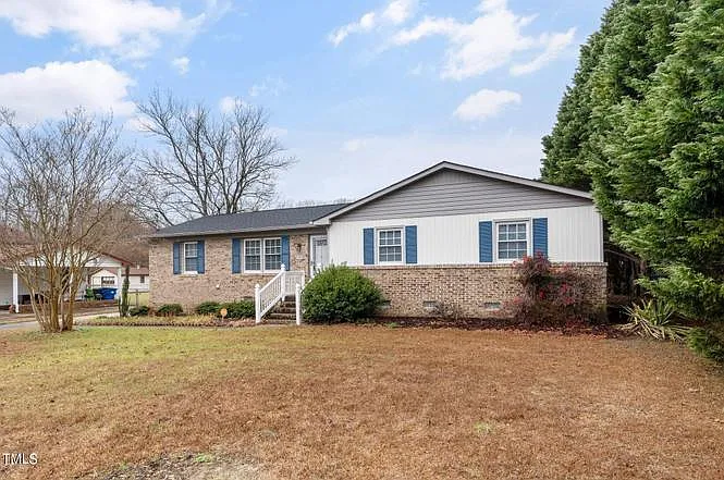 4217 Pin Oak Rd — Photo 2