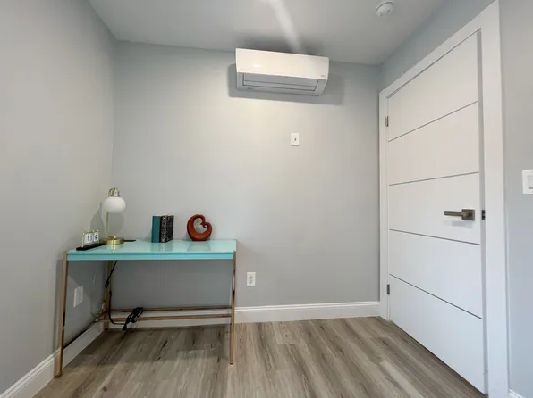 4016 7th Avenue image 8 of 9