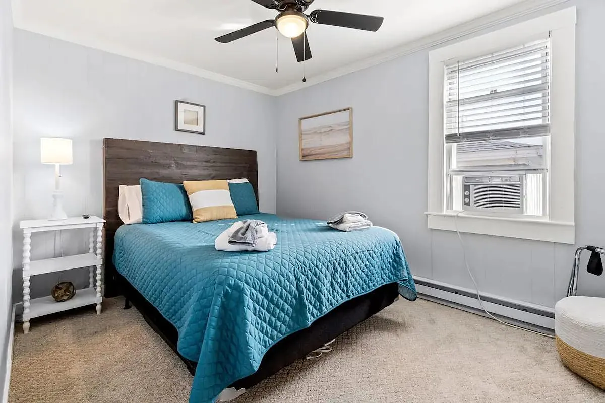 2 bed, 825 sqft, $2,450 — Photo 4