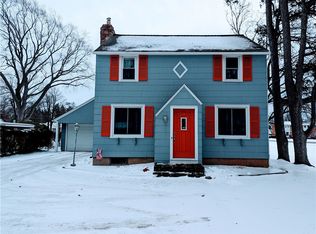 1031 Stone Rd, Rochester, NY 14616