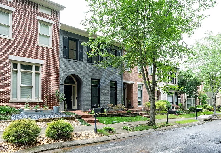 1615 Ridenour Pkwy NW — Photo 1