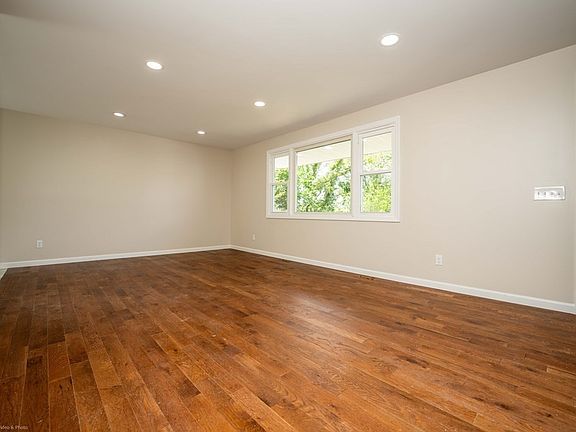 4th image of 24 Bismark Ave