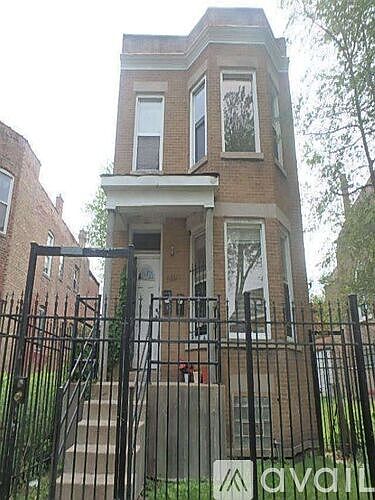 2nd image of 6351 S Eberhart Ave #2