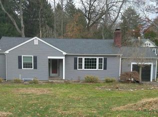 6 Glenwood South Gate, Yardley, PA 19067