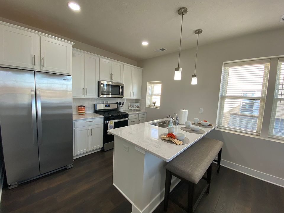 1st image of 13044 Montauk Ct #203