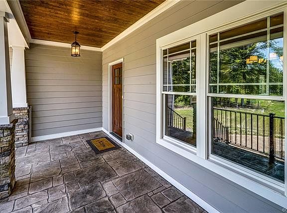 5th image of 12146 Poplar Crest Ct