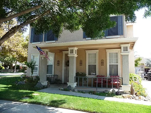 389 Nutcrest Ct photo 1