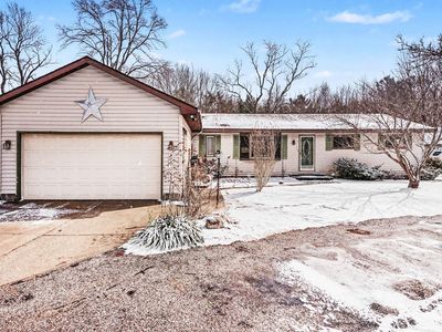 5686 Davis Rd, Muskegon, MI, 49441