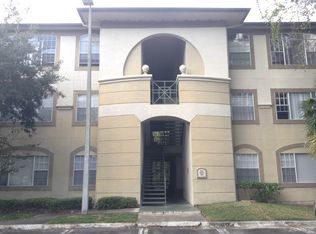 17112 Carrington Park Dr APT 913, Tampa, FL 33647