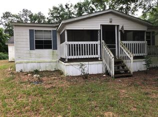 2569 Sutton Loop Rd, La Grange, NC 28551