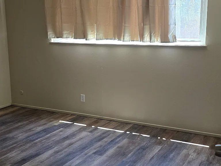 320 Franciscan Ct #7 — Photo 9