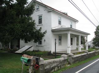 47 Lyons Rd, Fleetwood, PA 19522