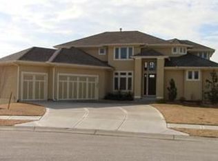 4580 SW Raintree Shore Dr, Lees Summit, MO 64082