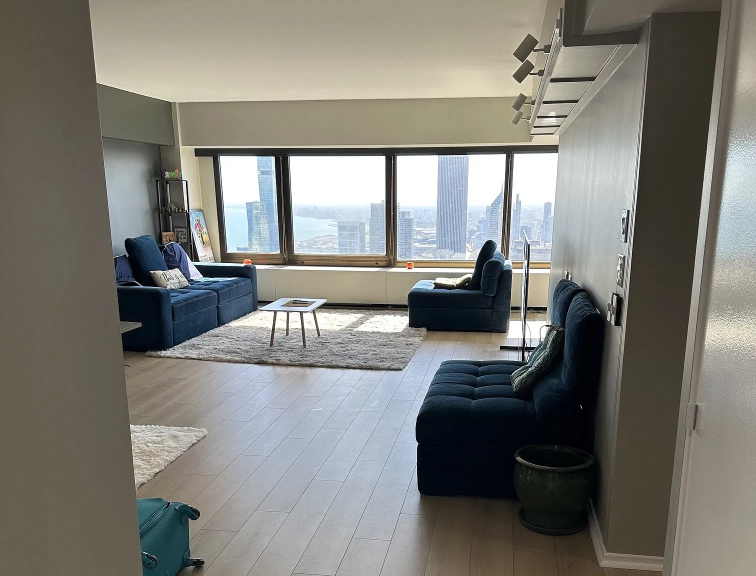 2 bed, 1400 sqft, $4,800 — Photo 2