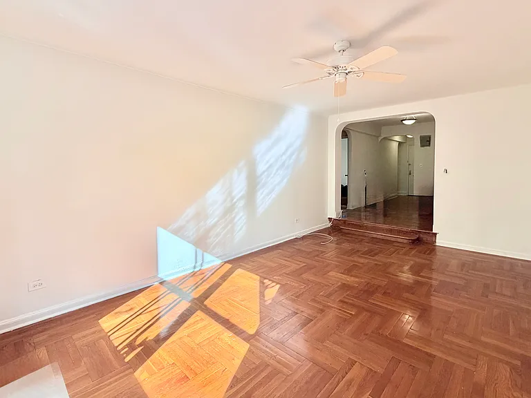 700 Fort Washington Ave #2C — Photo 3